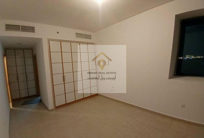 999429 - Property Image 2