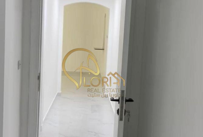 947089 - Property Image 2