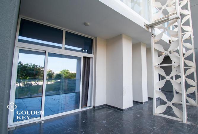 918555 - Property Image 2