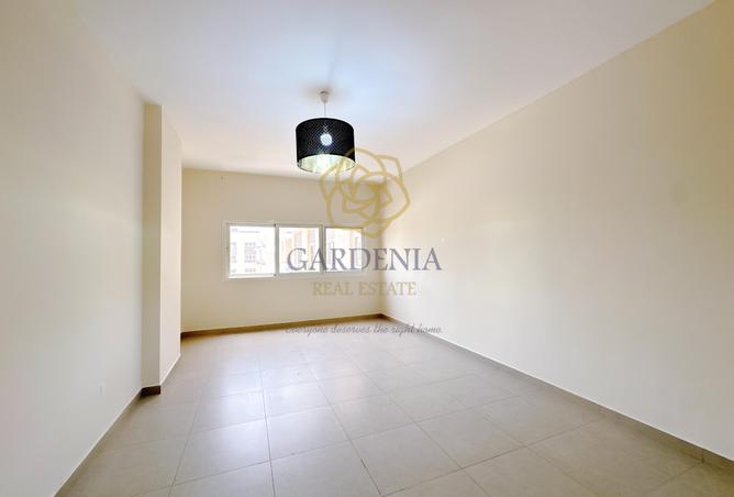 939822 - Property Image 2