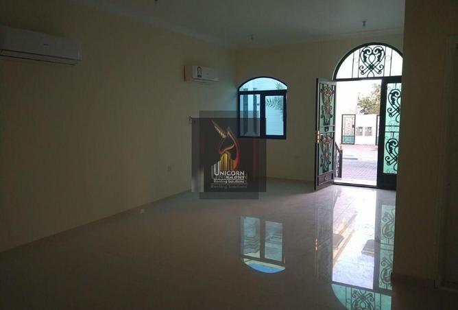 968008 - Property Image 2