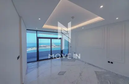 Apartment - 2 Bedrooms - 3 Bathrooms for sale in Marina Residences 195 - Marina District - Lusail