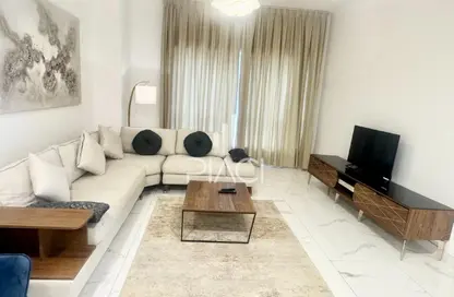 Apartment - 1 Bedroom - 2 Bathrooms for rent in West Bay Tower - West Bay - West Bay - Doha