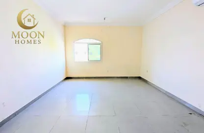 Apartment - 2 Bedrooms - 2 Bathrooms for rent in Muntazah 7 - Al Muntazah - Doha