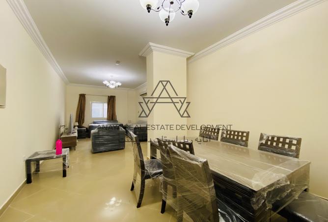929924 - Property Image 2