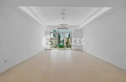 Apartment - 2 Bedrooms - 4 Bathrooms for rent in Gewan Island - The Pearl Island - Doha