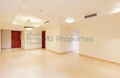 Apartment - 2 Bedrooms - 2 Bathrooms for rent in West Porto Drive - Porto Arabia - The Pearl Island - Doha
