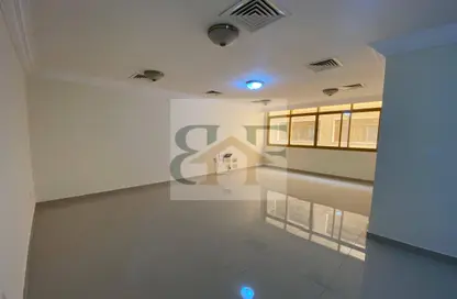 Apartment - 2 Bedrooms - 2 Bathrooms for rent in Al Sadd Road - Al Sadd - Doha