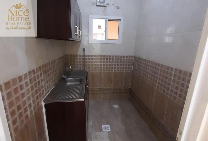 896608 - Property Image 3