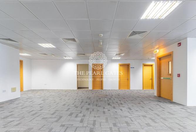 893130 - Property Image 3