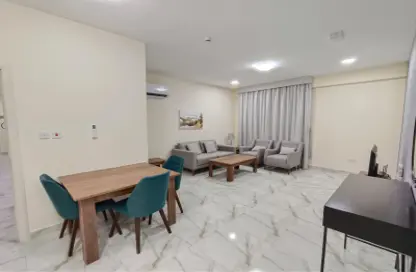 Apartment - 1 Bedroom - 2 Bathrooms for rent in Umm Ghuwailina 4 - Umm Ghuwailina - Doha