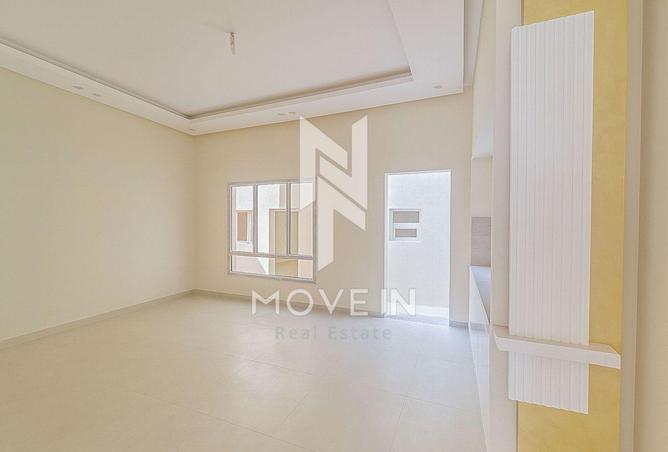 975872 - Property Image 3