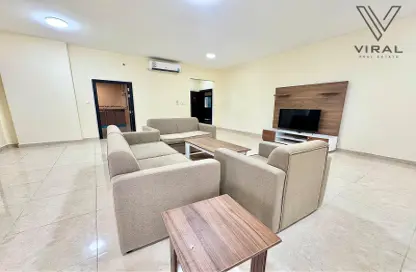 Apartment - 2 Bedrooms - 2 Bathrooms for rent in Old Al Ghanim - Al Ghanim - Doha