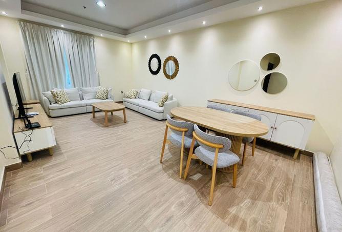 960576 - Property Image 2