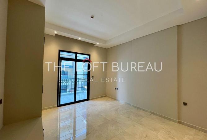 978719 - Property Image 3