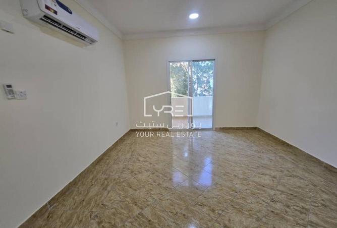 958235 - Property Image 3