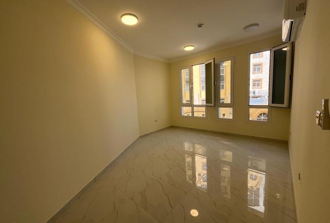 992364 - Property Image 3