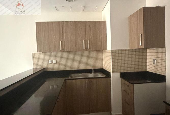 990517 - Property Image 2