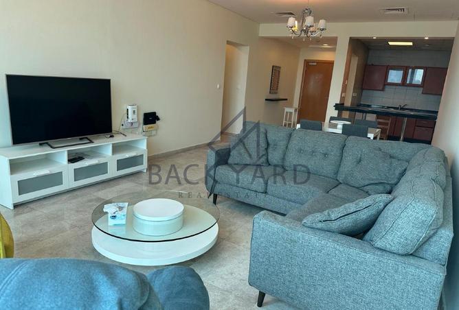 988243 - Property Main Image