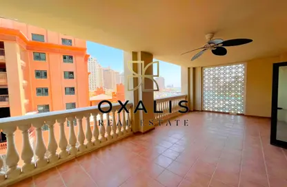 Apartment - 1 Bedroom - 2 Bathrooms for rent in East Porto Drive - Porto Arabia - The Pearl Island - Doha