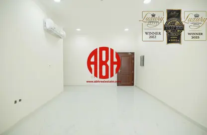 Apartment - 2 Bedrooms - 3 Bathrooms for rent in Fereej Kulaib - Doha