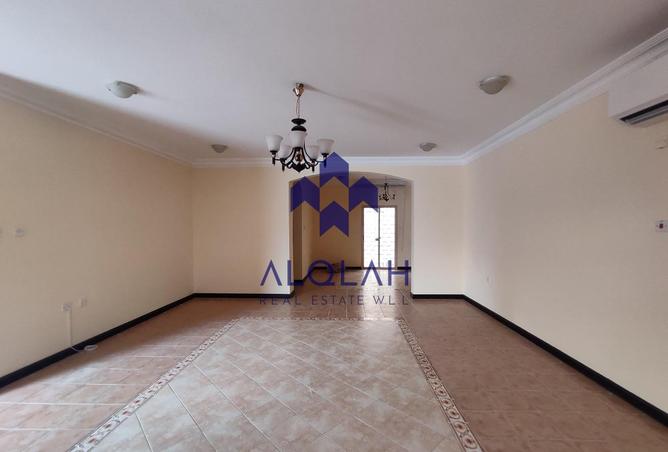 1001923 - Property Image 2