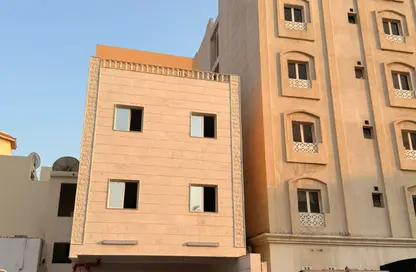 Whole Building - 2 Bedrooms - 1 Bathroom for sale in Umm Ghuwalina - Umm Ghuwailina - Doha