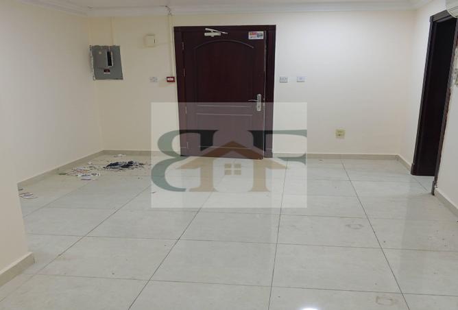 933542 - Property Image 3