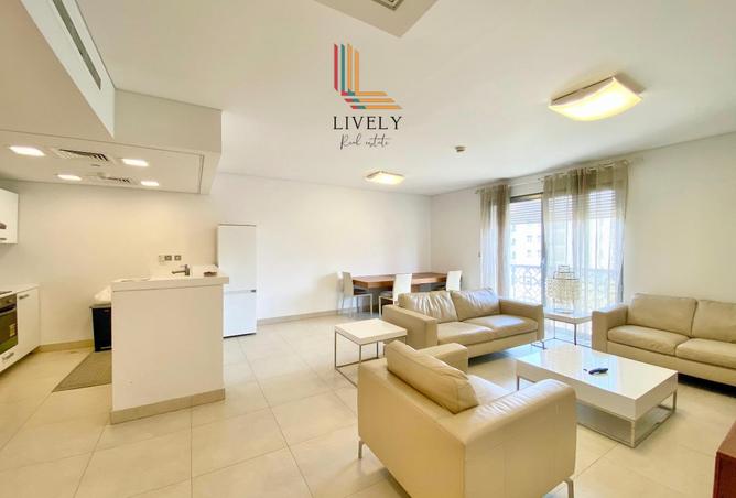 967694 - Property Image 2