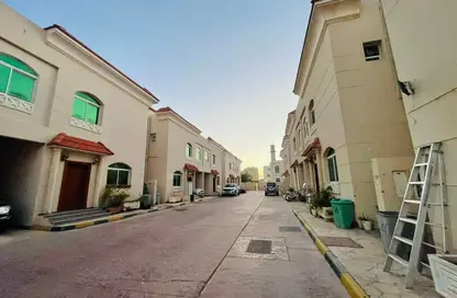 مجمع سكني - 3 غرف نوم - 3 حمامات للايجار في الذخيرة - الذخيرة - الخور