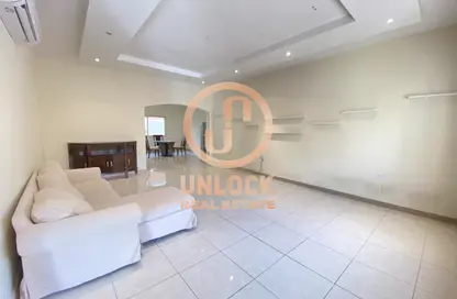 مجمع سكني - 3 غرف نوم - 4 حمامات للايجار في وادي المرخ - مريخ - المريخ - الدوحة