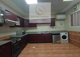 شقة - 3 غرف نوم - 3 حمامات للكراء في شارع انس - فريج بن محمود الشمالي - فريج بن محمود - الدوحة