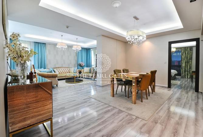 969511 - Property Image 2