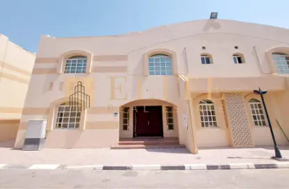 Compound - 5 Bedrooms - 4 Bathrooms for rent in Al Ain Compound 3 - Al Ain Compound - Ain Khaled - Doha