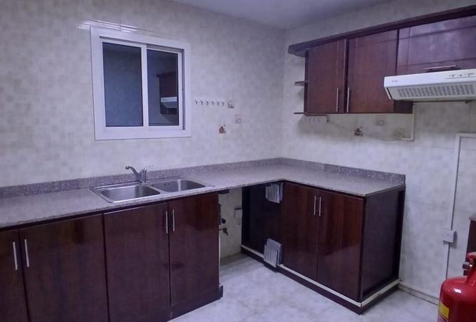988191 - Property Image 3