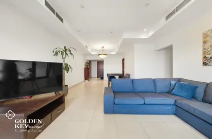 Apartment - 2 Bedrooms - 3 Bathrooms for rent in West Porto Drive - Porto Arabia - The Pearl Island - Doha