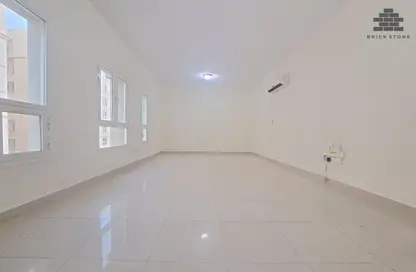 Apartment - 2 Bedrooms - 2 Bathrooms for rent in Al Sadd Road - Al Sadd - Doha