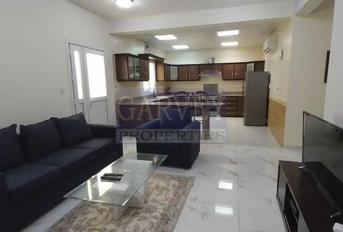 963089 - Property Image 2