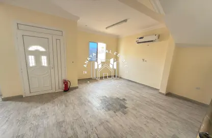 Compound - 6 Bedrooms - 4 Bathrooms for rent in Al Sakhama - Doha