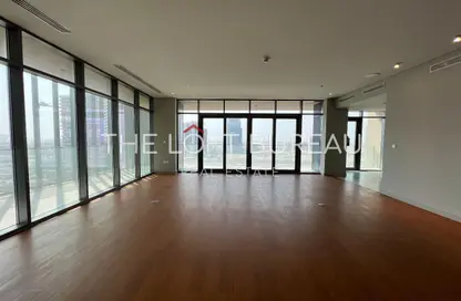 Apartment - 2 Bedrooms - 4 Bathrooms for sale in Seef Lusail Tower 1 - Seef Lusail - Lusail City - Lusail