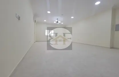 Apartment - 3 Bedrooms - 3 Bathrooms for rent in Al Mansoura - Al Mansoura - Doha