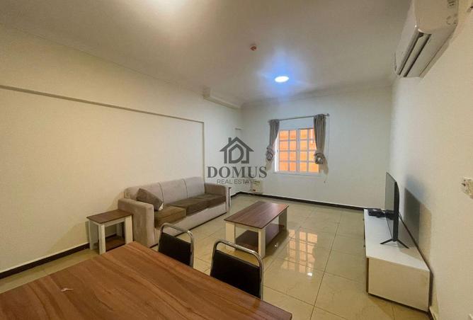 910724 - Property Image 2