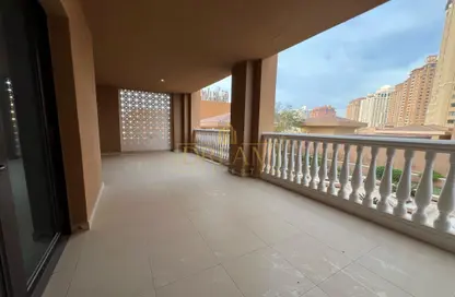 Apartment - 1 Bedroom - 2 Bathrooms for rent in Porto Arabia - The Pearl Island - Doha