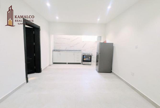 967752 - Property Image 2