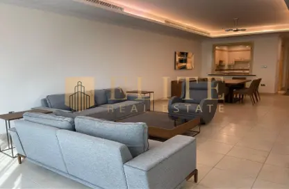 Apartment - 1 Bedroom - 2 Bathrooms for rent in East Porto Drive - Porto Arabia - The Pearl Island - Doha