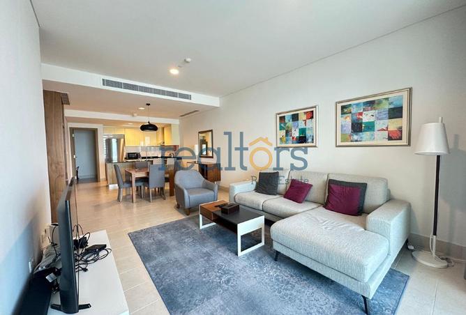 990182 - Property Image 3