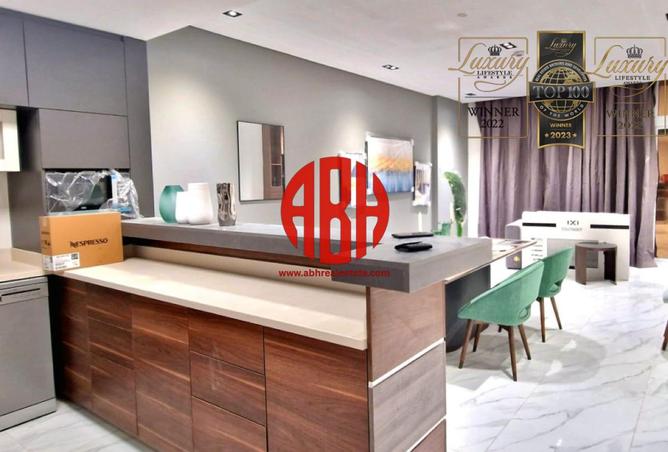 933105 - Property Image 2