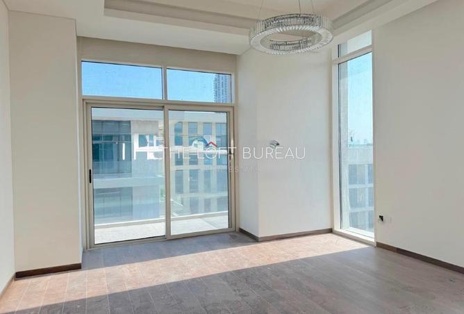 896801 - Property Image 2