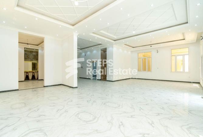 929554 - Property Image 2