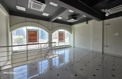 Shop - Studio for rent in Al Khalidiya Street - Najma - Doha
